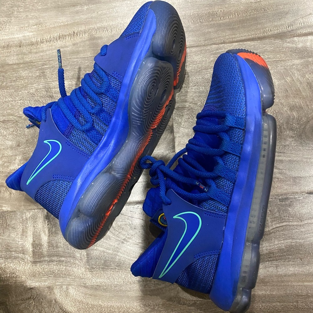 Nike KD’s. - Picture 2 of 6